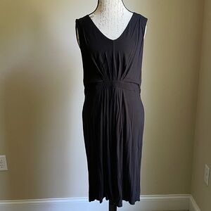 Sleeveless Black Dress